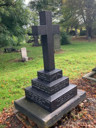 Pte L Taylor 230515 UK