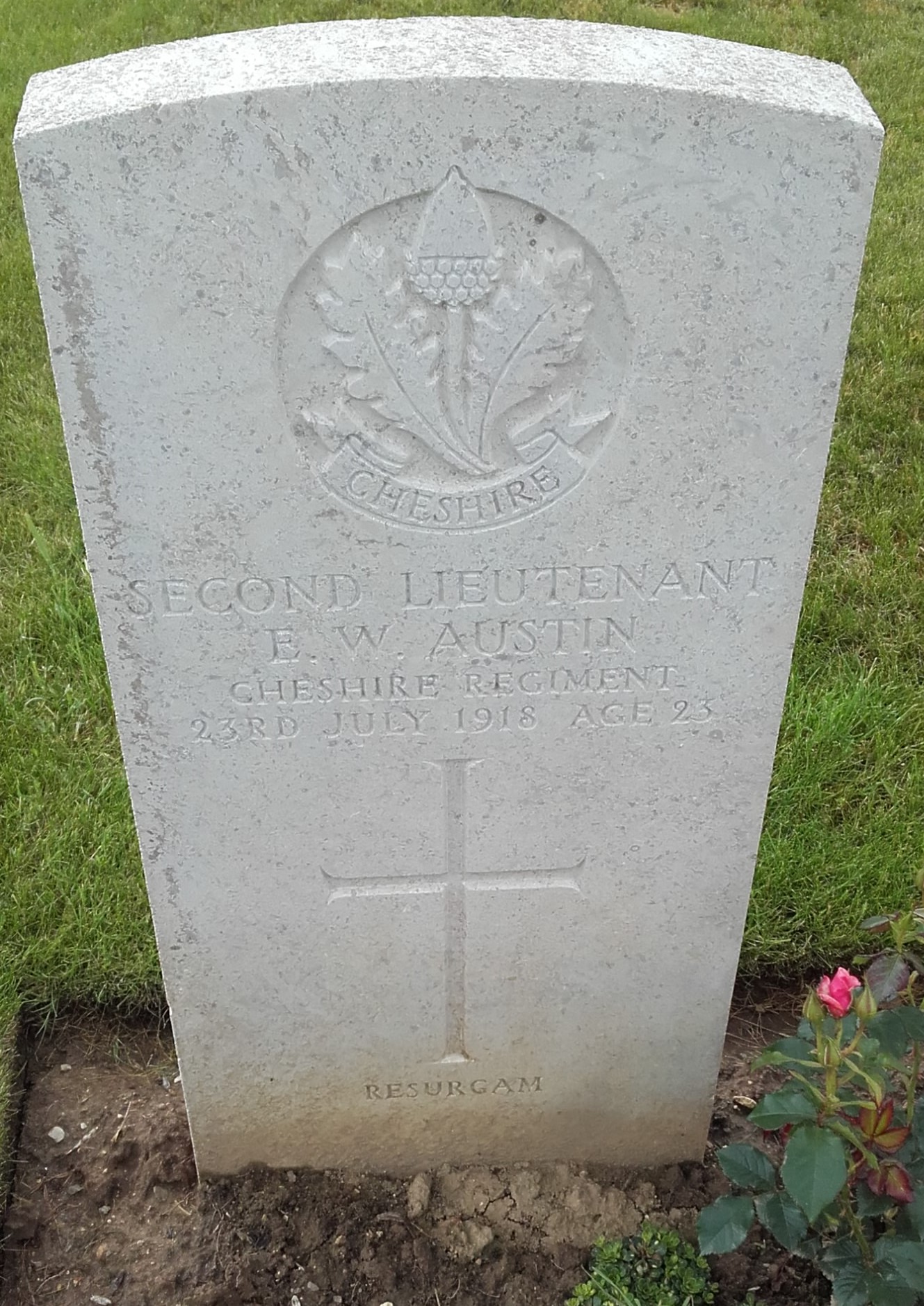 2Lt EW Austin 230718 FR